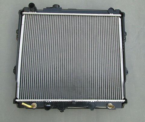 Radiator To Suit Toyota Hilux LN147R LN167R LN172R 3.0lt 4CYL 10/1997-3/2006 1998 1999 2000 2001 2002 2003 2004 2005